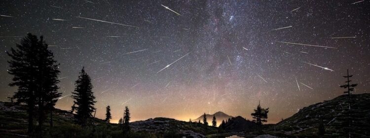 Chuva de meteoros Perseidas alcançará pico durante a ...