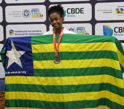 Piauiense conquista medalha de ouro e título brasileiro de karatê