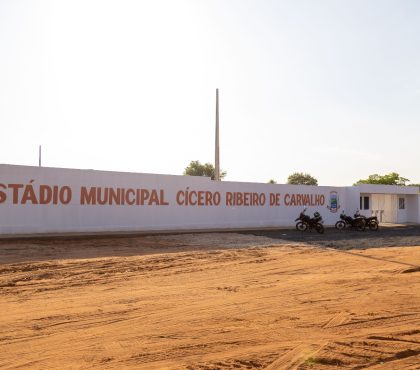 Prefeitura de Nazária inaugura Estádio Cícero Ribeiro de Carvalho